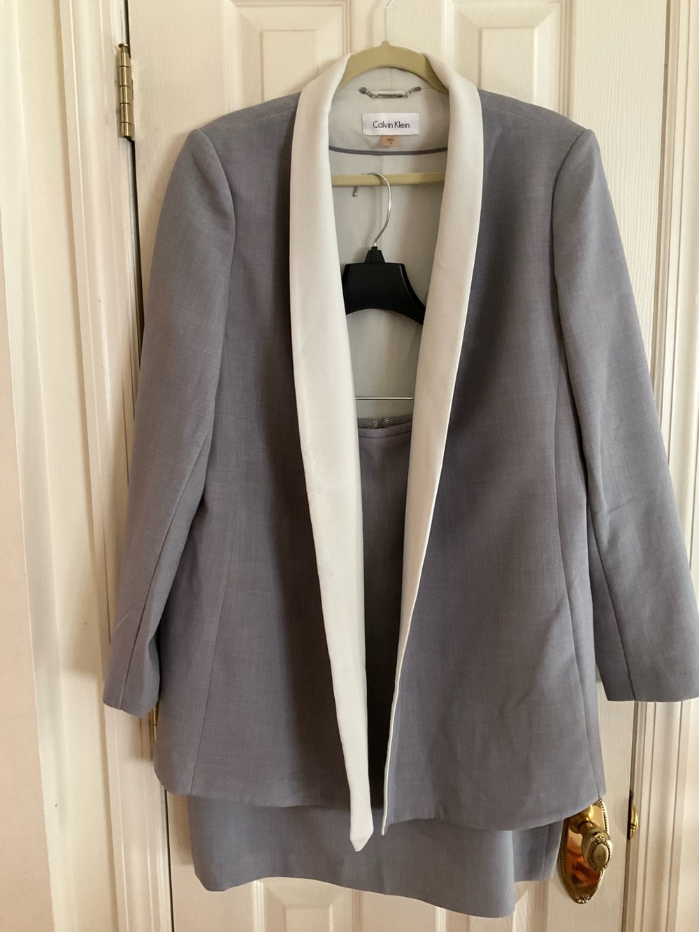 Calvin Klein Gray Skirt Suit with White Shawl Collar Size 16 NWOT